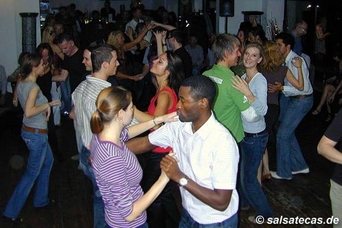 Salsa im Goldschl&auml;ger, K&ouml;ln