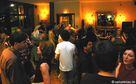 Salsa im Cafe Lichtblick, K�ln