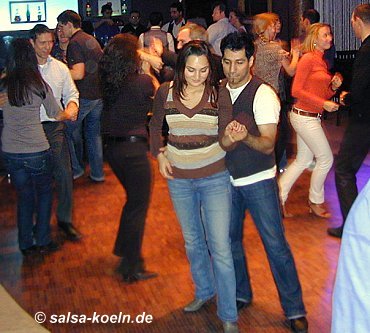 Salsa in K�ln: MP 34 im Mediapark