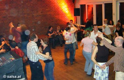 Salsa in K�ln: Nonni Club