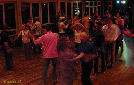 Salsa in K�ln: Nonni Club