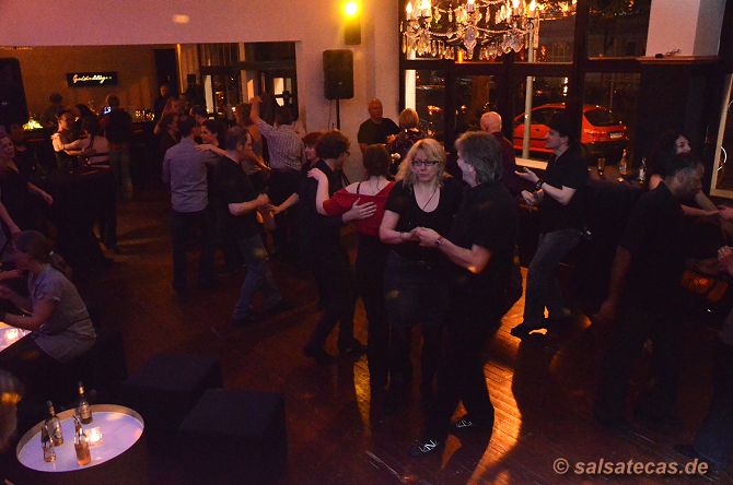 Salsa im Goldschl&auml;ger, K&ouml;ln