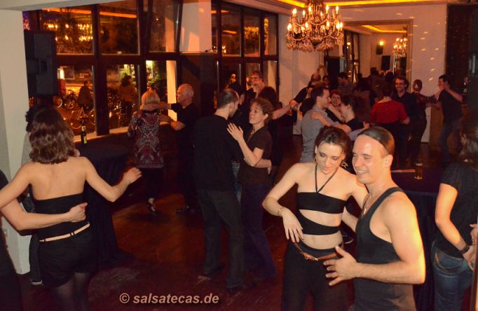 Salsa im Goldschl&auml;ger, K&ouml;ln