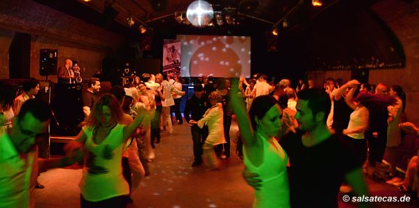 Salsa K&ouml;ln: Bahnhof Ehrenfeld