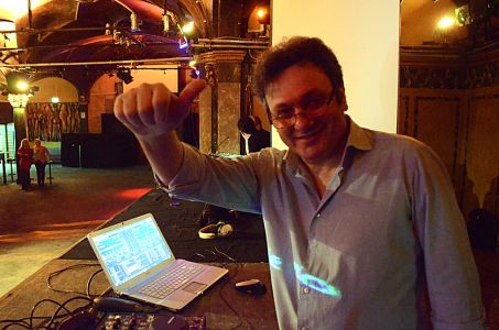 Salsa K&ouml;ln: Alter Wartesaal