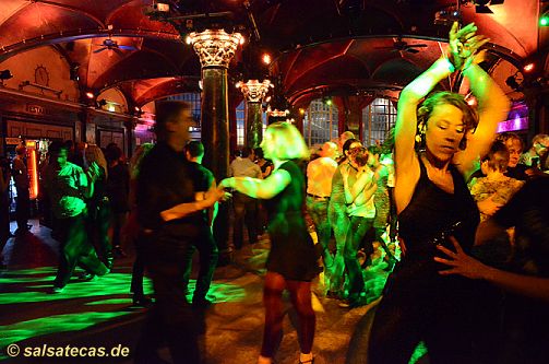 Salsa K&ouml;ln: Alter Wartesaal