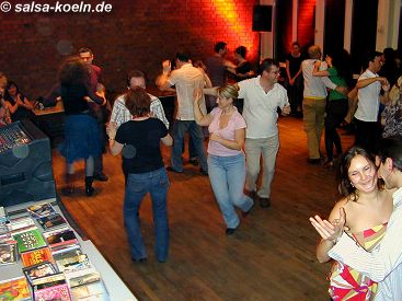 Salsa in K�ln: Nonni Club