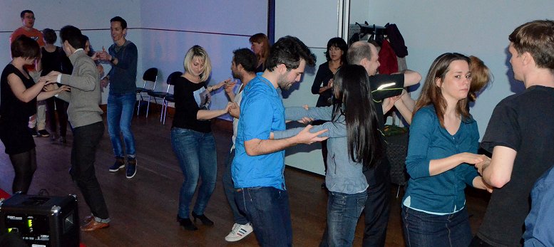 Salsa im Bürgerzentum Ehrenfeld, Köln