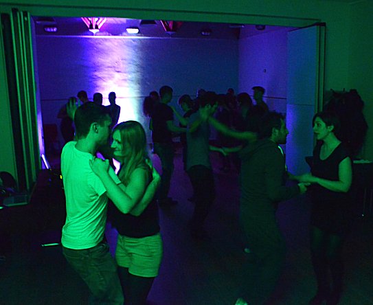 Salsa im Bürgerzentum Ehrenfeld, Köln