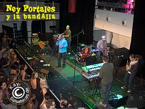 Salsa im Bürgerhaus Stollwerck, Köln