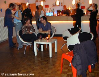 K�ln: Salsa in der Tanzschule Schluerecki