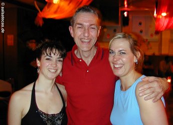 Salsa in der Tanzschule Schluerecki in K�ln - anklicken zum Vergr��ern - click to enlarge