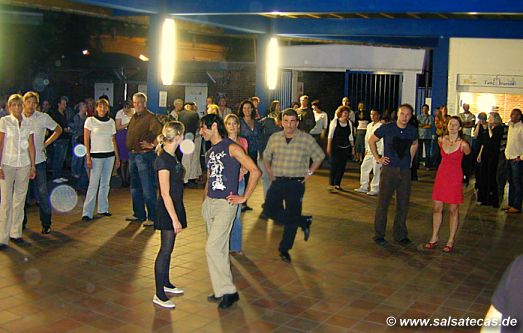 Salsa: Tanzbrunnen Frechen bei K&ouml;ln